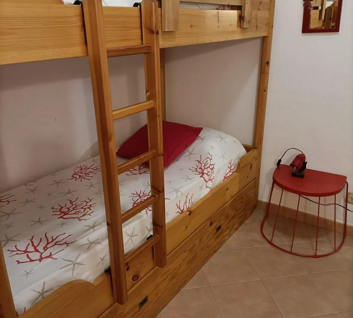 Oleandri Calaverde Sardegna Iun P1641 بولا بيت للعطل